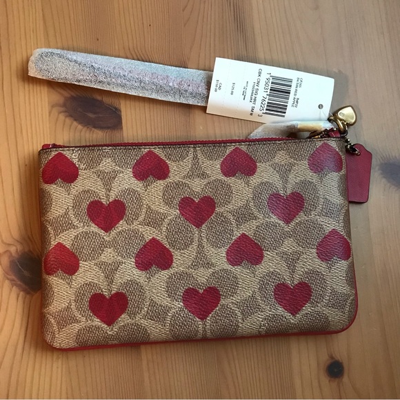 ❤️ Coach Small Wristlet In Signature Canvas With Heart Print - Picture 8 of 11